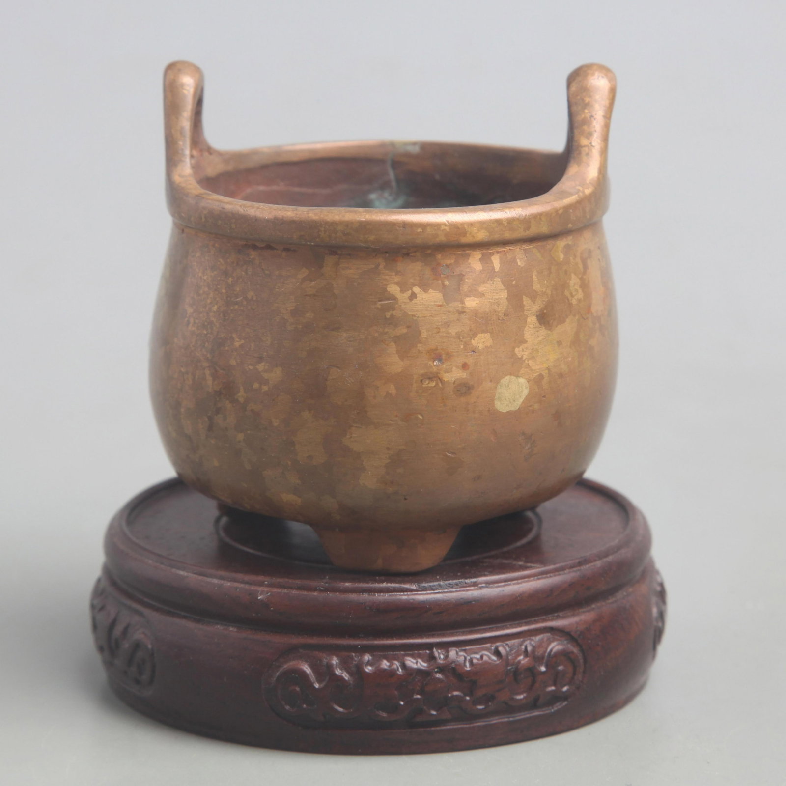 A FINE SPRINKLE GOLD THREE FOOT BRONZE CENSER