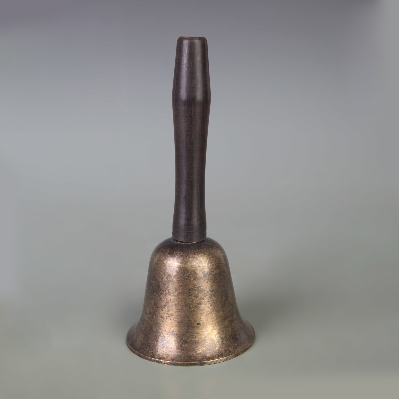A TIBETAN BUDDHIST RITUAL BELL (VAJRA BELL): 19th Century; High: 7.2 inch; Diameter: 3.2 inch