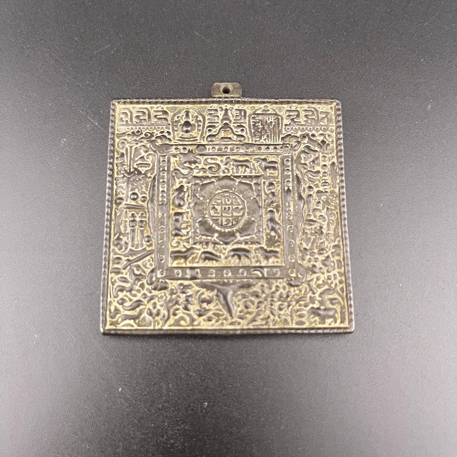 TIBETAN ASTROLOGICAL MANDALA AMULET