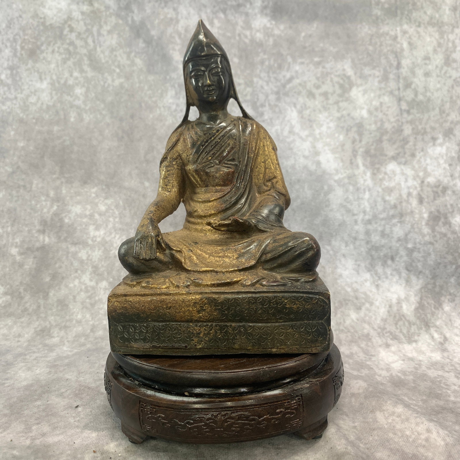 A FINE BRONZE TSONGKHAPA MASTER STATUE: 19th Century; Long: 5.4 inch; Width: 4.1 inch; High: 8.8 inch; Wooden base for diplay only