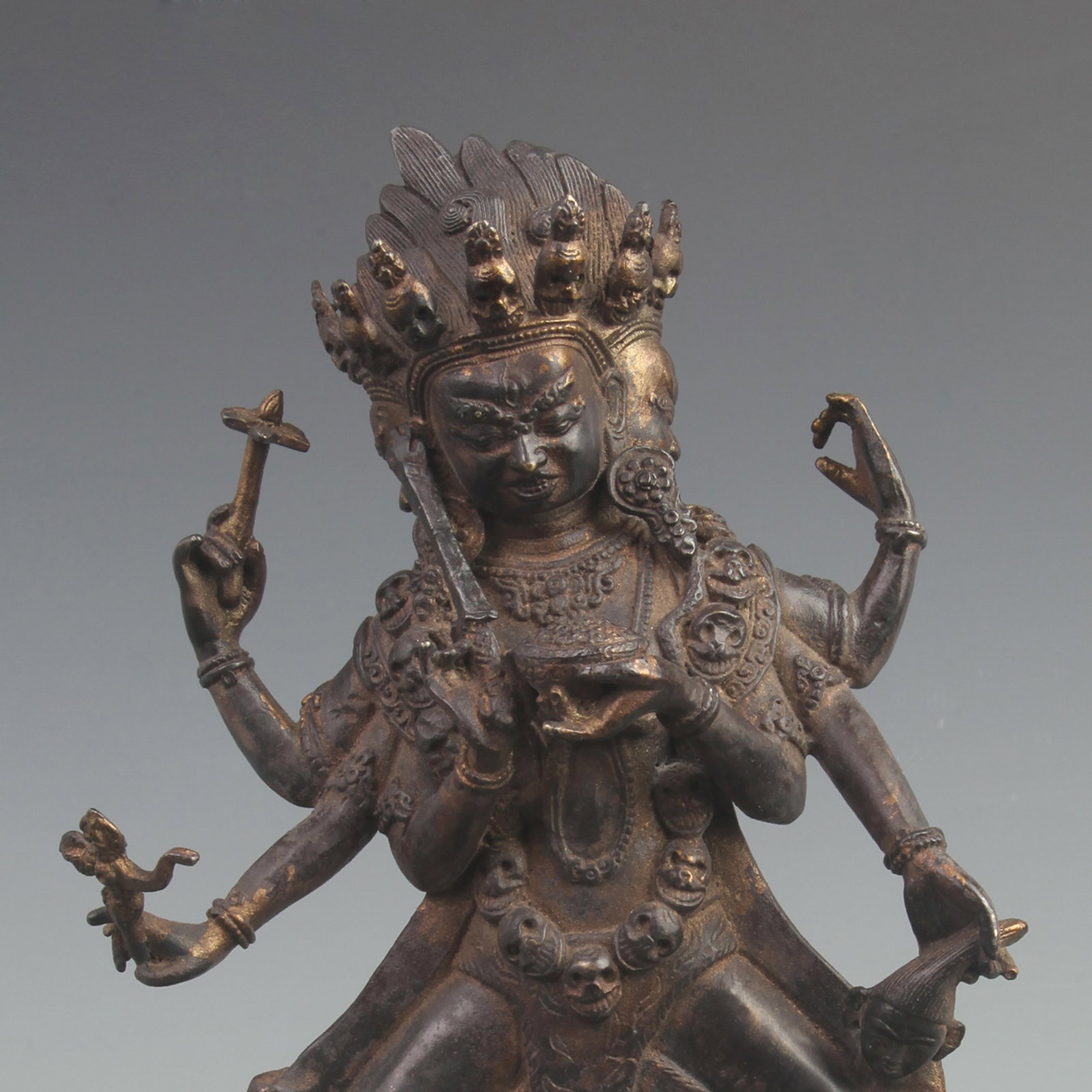 RARE TIBETAN BUDDHISM BRONZE STATUE DEPICTING THE DEITY MAHAKALA