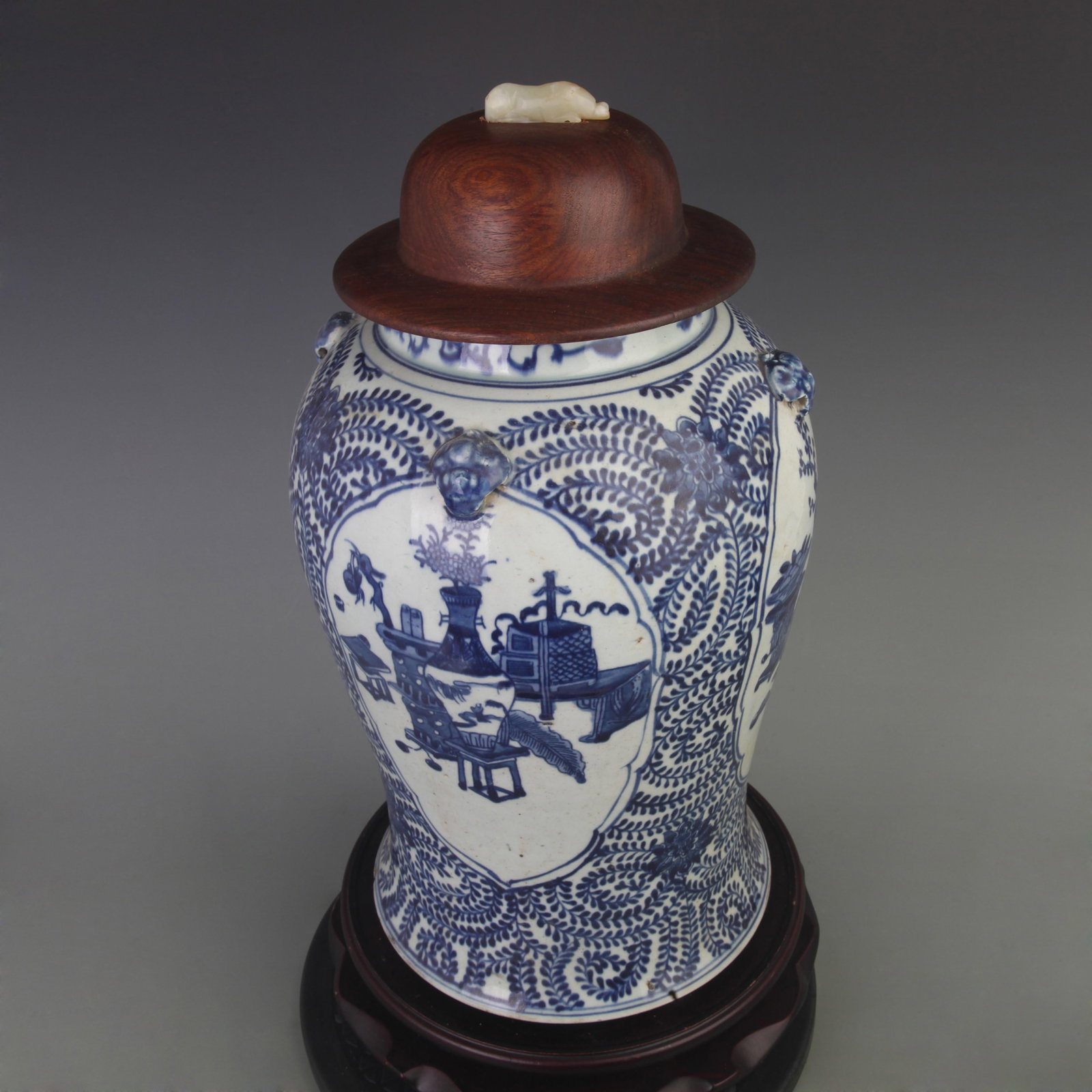 RARE BLUE AND WHITE GENERAL JAR WITH BIRD AND FLOWER DECORATION