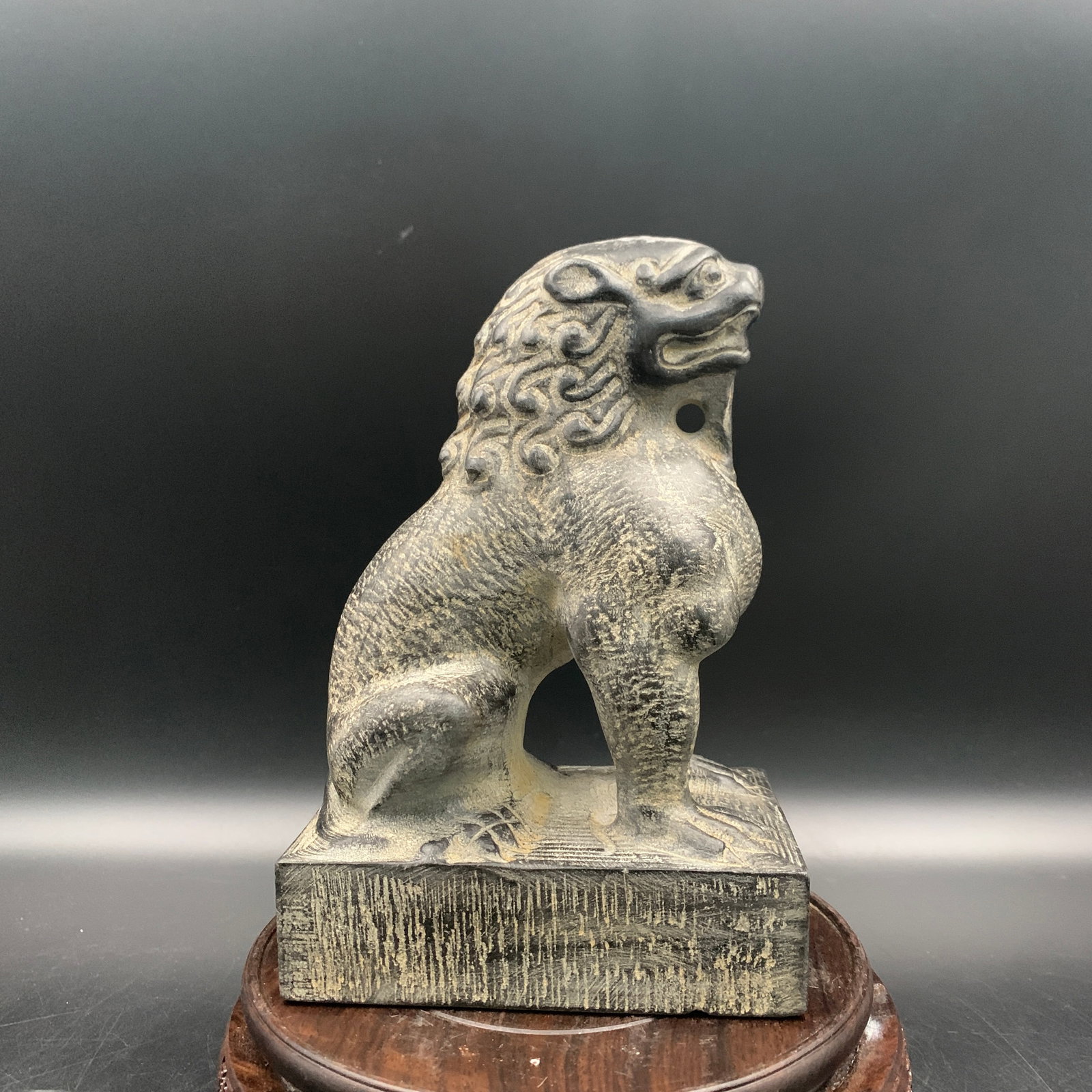A FINE STONE MADE PIXIU FIGURE: Qing Dynasty; Long: 4.6 inch; Width: 3.1 inch; High: 7 inch; Wooden base for diplay only
