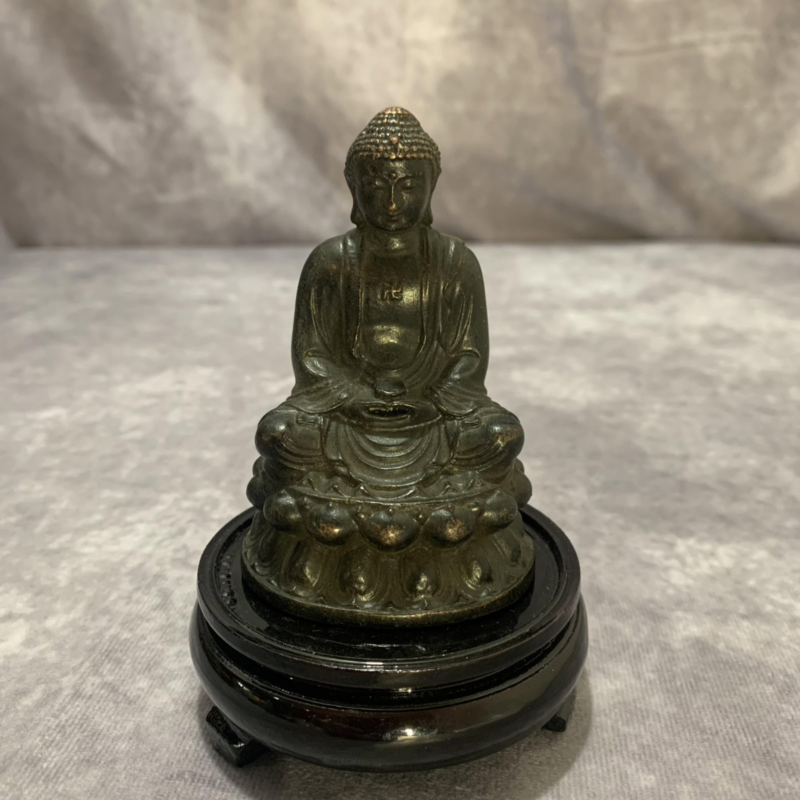 A FINE SMALL TIBETAN BUDDHIST STATUES: Modern; Long: 2.4 inch; Width: 3.6 inch; Wooden base for diplay only