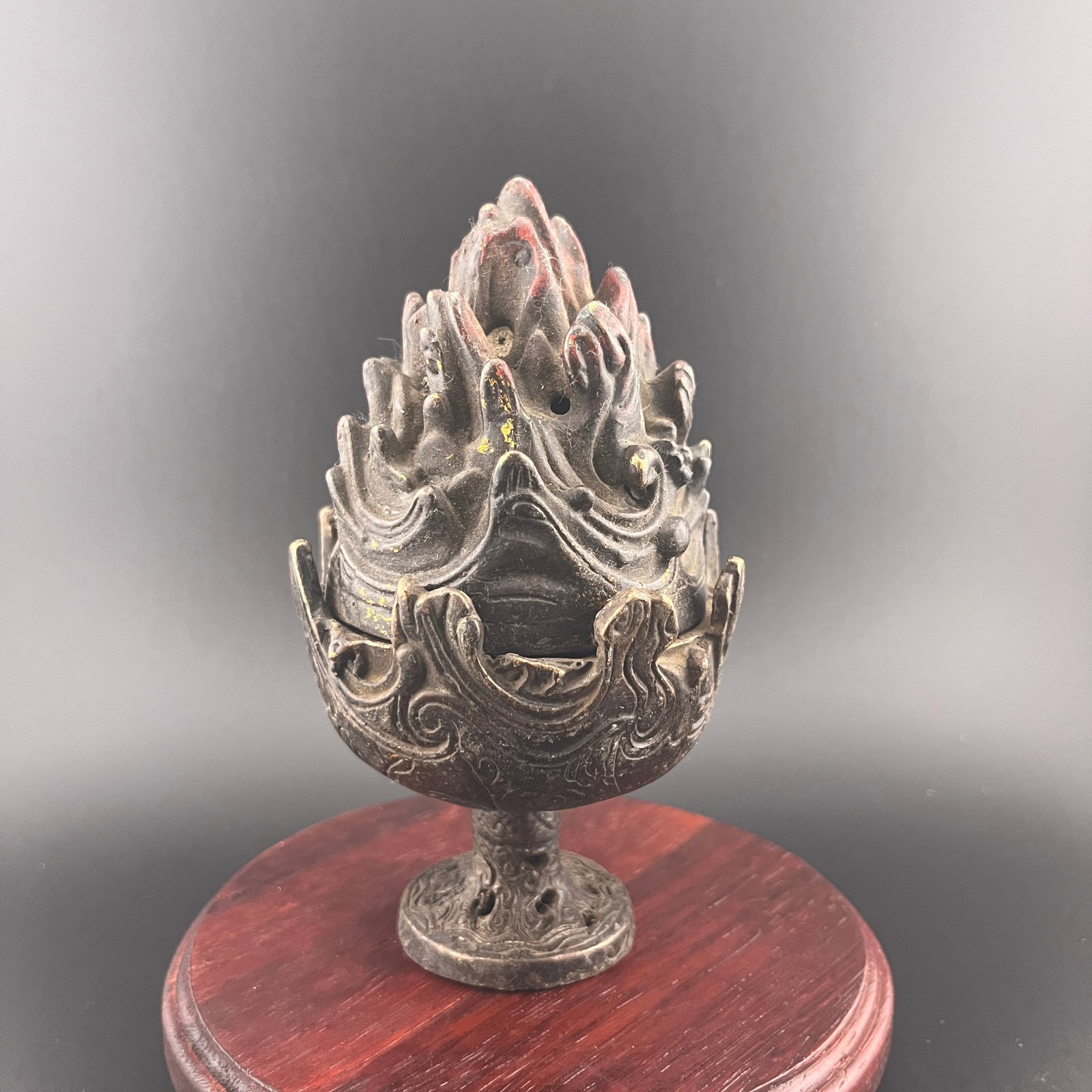 A FINE BRONZE BOSHAN LU CENSER