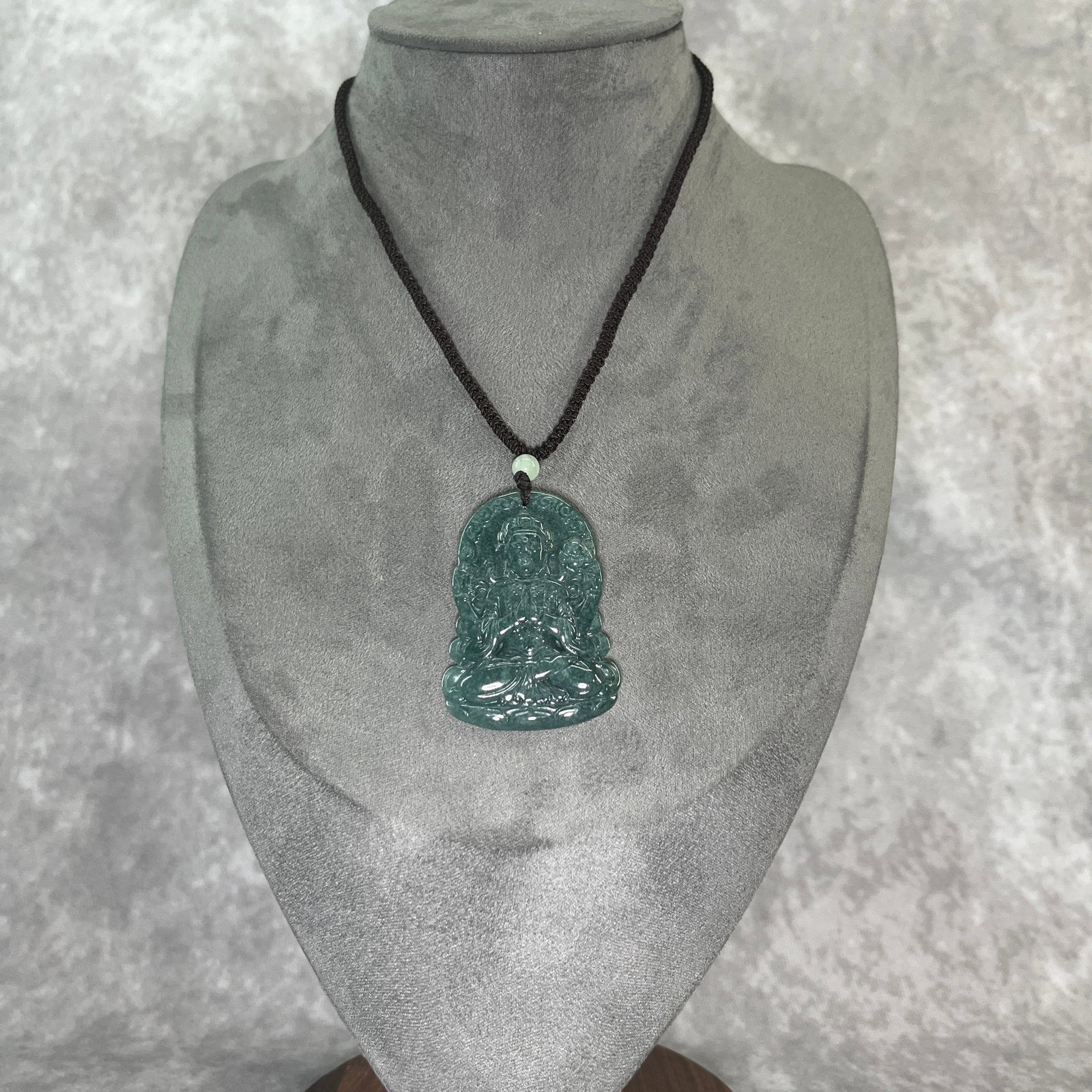 CARVED JADEITE BUDDHA PENDANTS