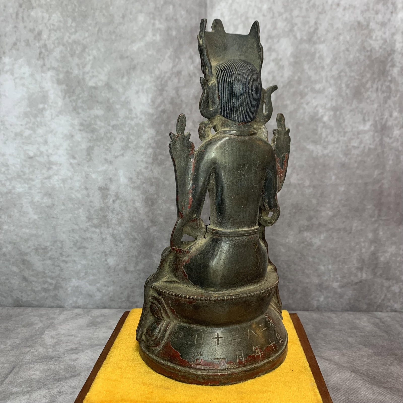 A FINELY CAST BRONZE BUDDHA STATUE - 3