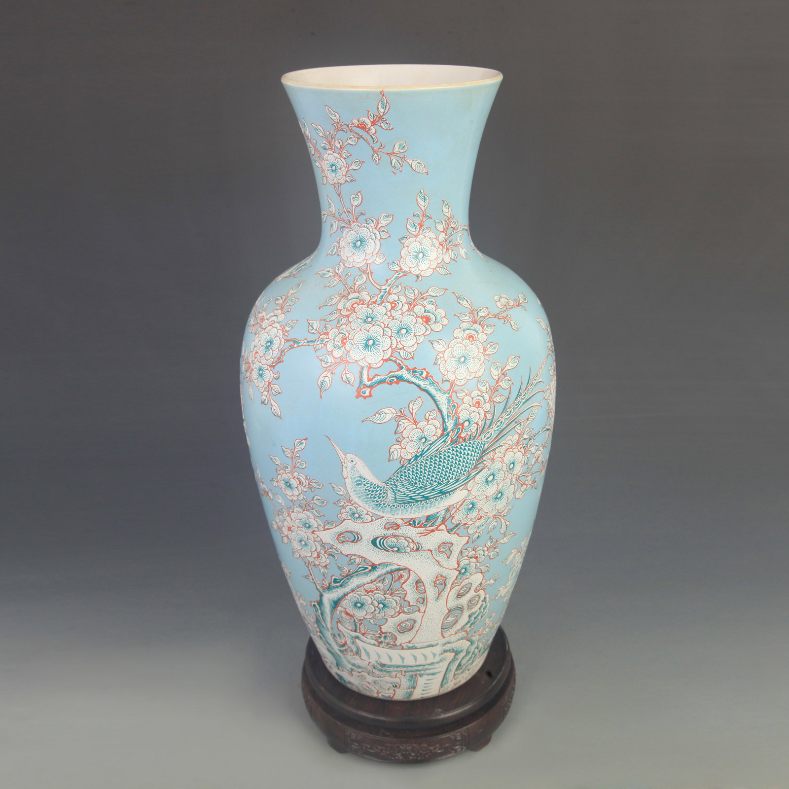 FAMILLE ROSE VASE WITH LIGHT GREEN GROUND AND FLORAL-AND-BIRD DESIGN: Qing Dynasty Kang Xi Period; Diameter: High: 16.8 inch; Diameter: 7.10 inch; wooden base for picture and display purpose only.
