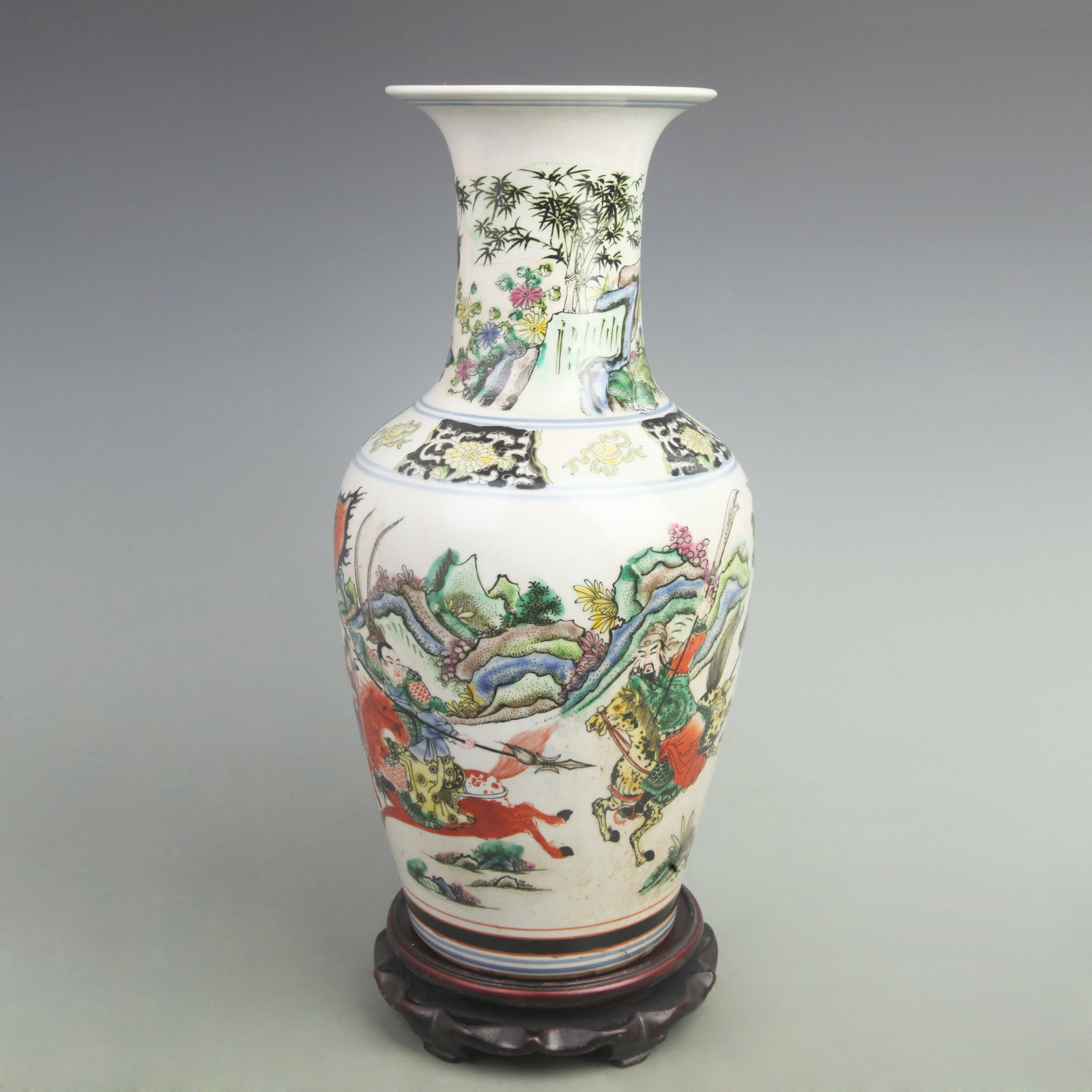 A FINE STORY PATTERN PORCELAIN FLOWER VASE: Qing Dynasty Kang Xi Period, High: 16.5 inch Width: 8.5 inch ; wooden base for picture and display purpose only.
