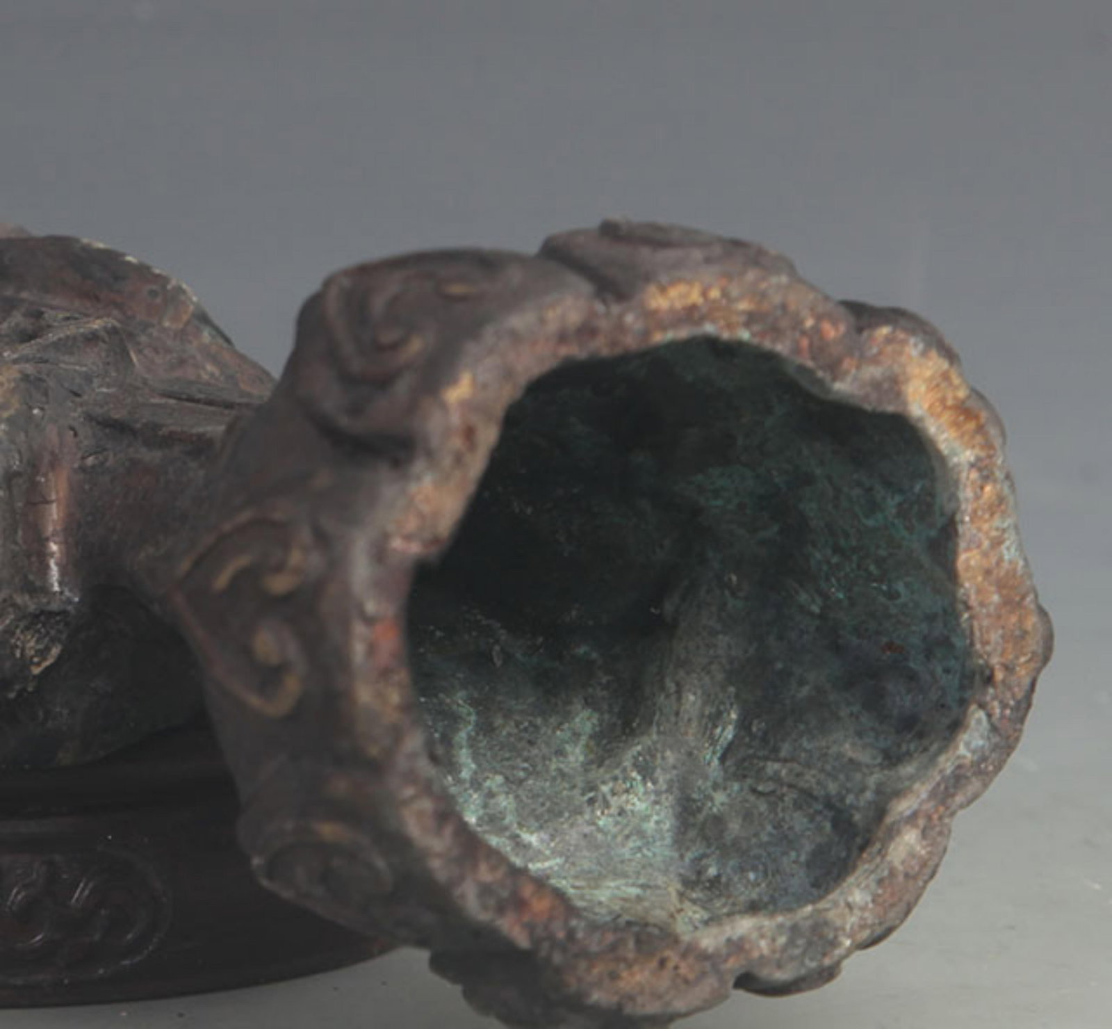 A FINE BRONZE ARHAT STATUE - 5