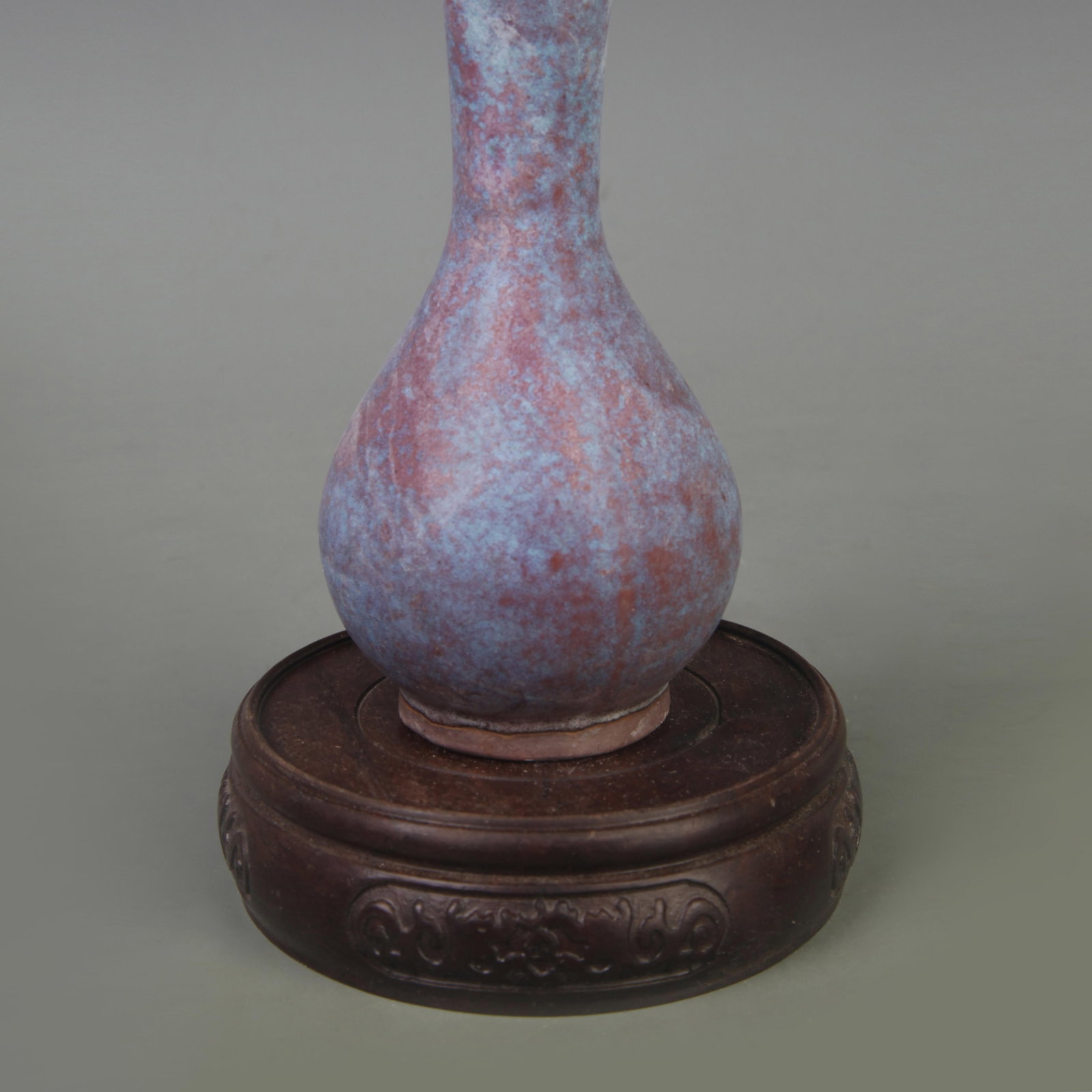 A FINE JUN KILN SMALL GLOBULAR VASE - 3