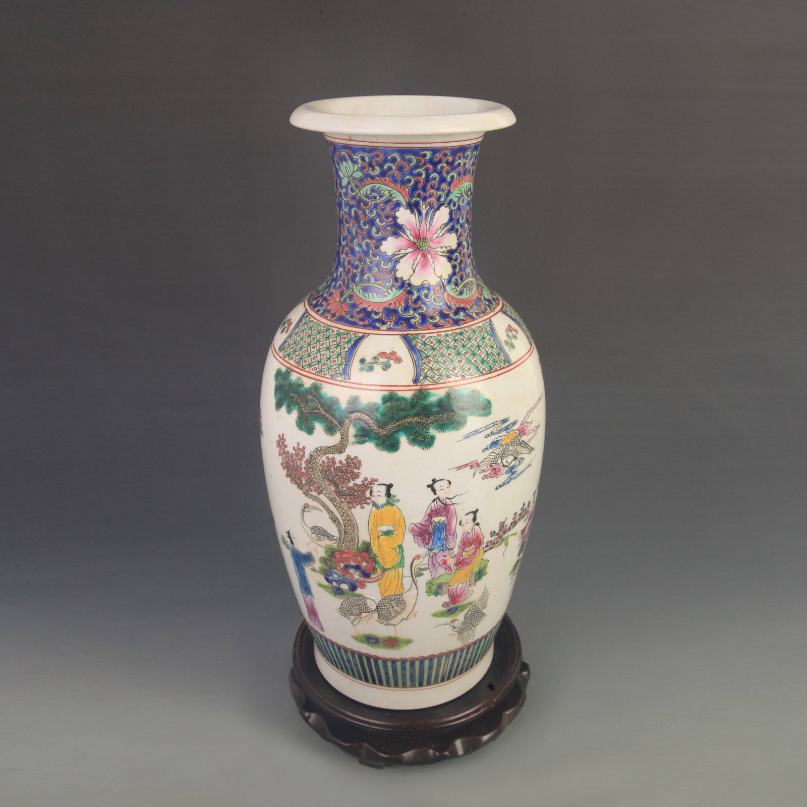 FAMILLE ROSE VASE WITH FIGURE AND FLORAL PATTERNS: Qing Dynasty Yong Zheng Period; High: 16.6 inch; Diameter: 7.30 inch; wooden base for picture and display purpose only.