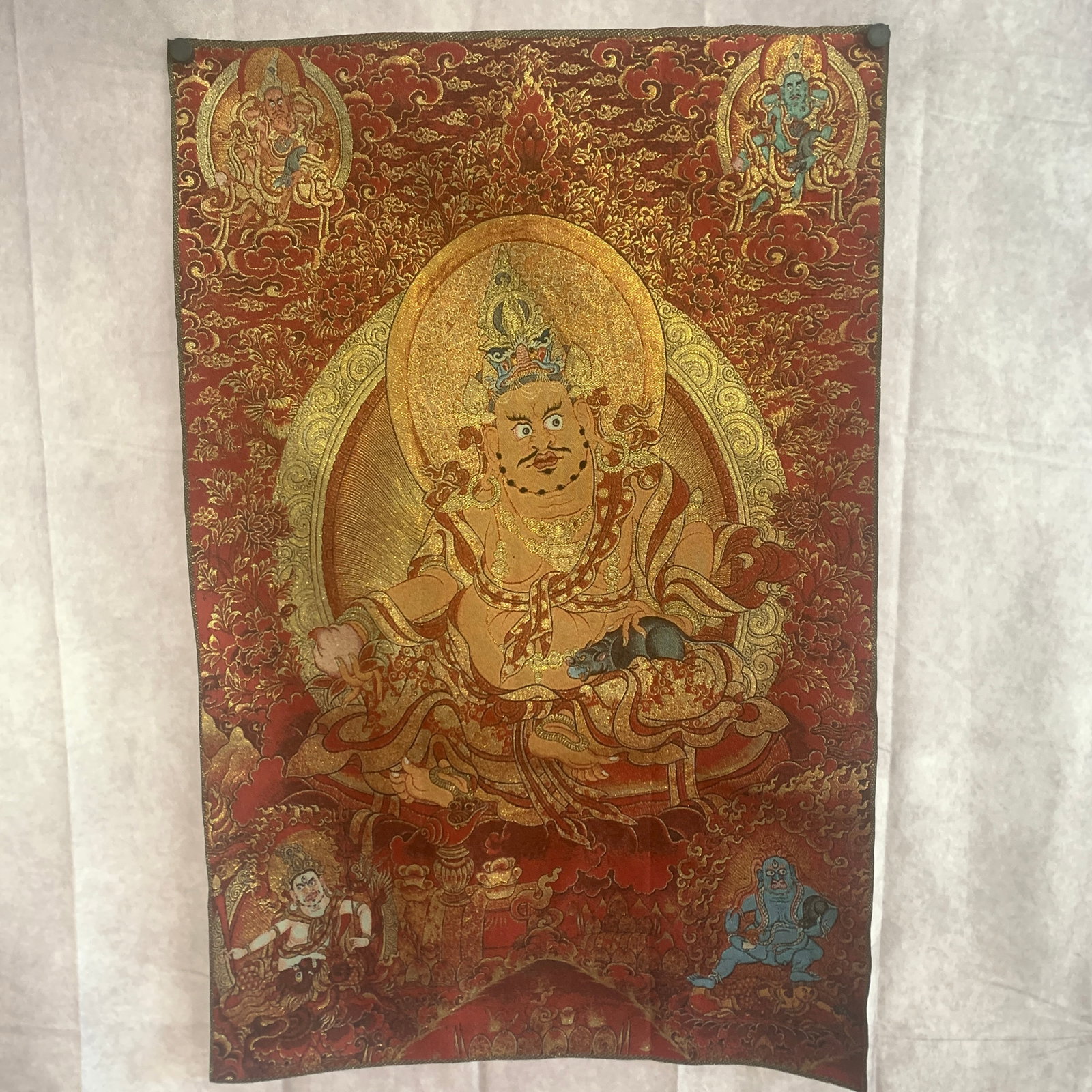 A FINE TIBETAN THANGKA ON SILK (1 of 5)