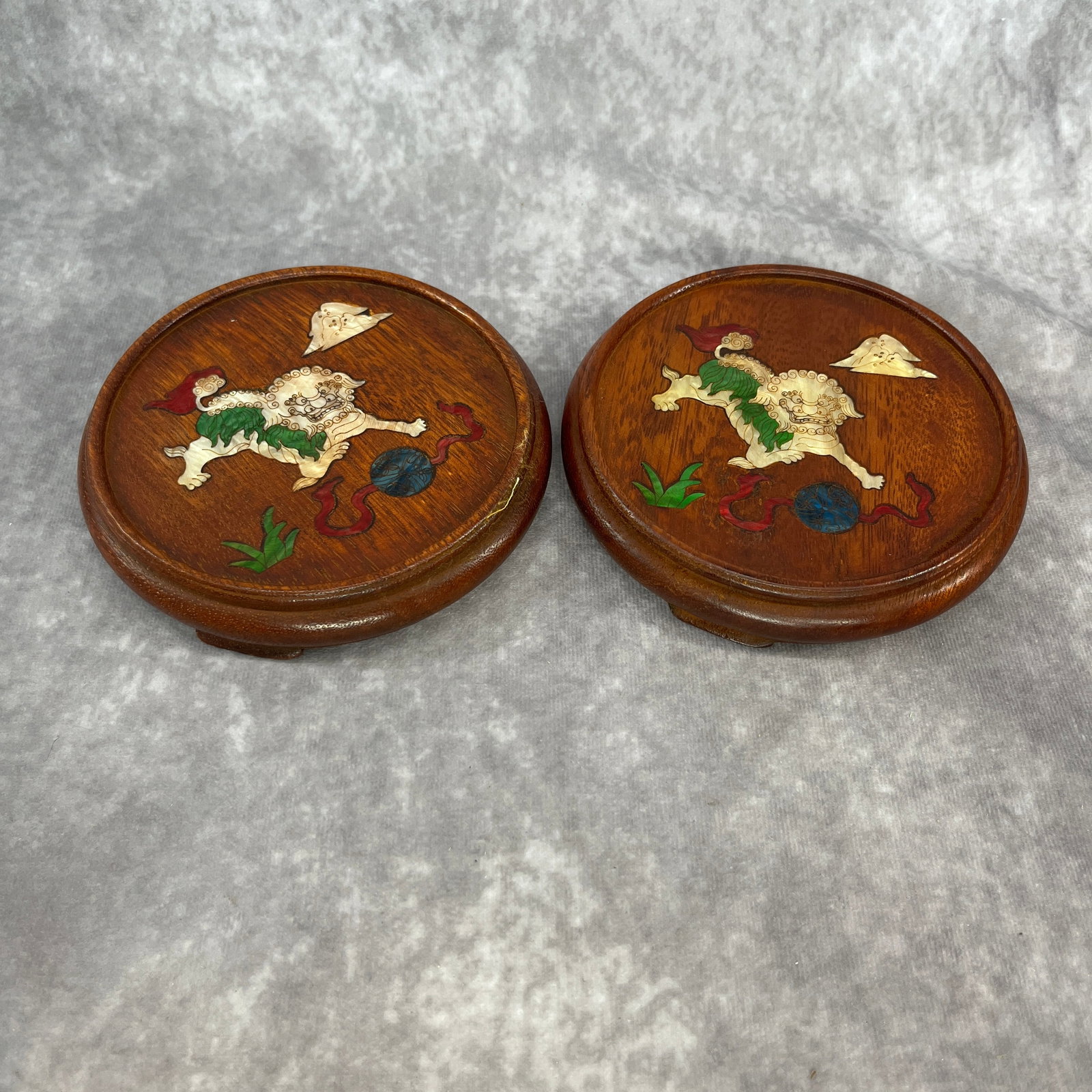 PAIR OF ROSEWOOD DISPLAY STAND INLAY WITH MOTHER-OF-PEARL: Modern; High: 0.94 inch; Diameter: 5.38 inch;