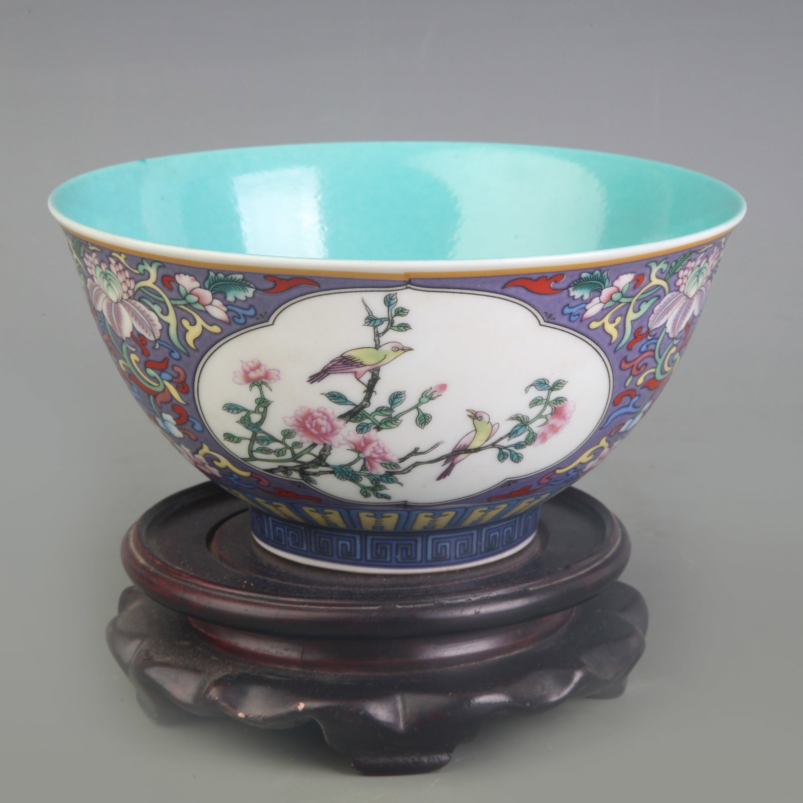 FAMILLE ROSE BLUE-GROUND BIRD-PATTERNED PORCELAIN BOWL: Qing Dynasty Qian Long Period; Diameter: 6.5 inch; High: 3.2 inch; wooden base for picture and display purpose only.