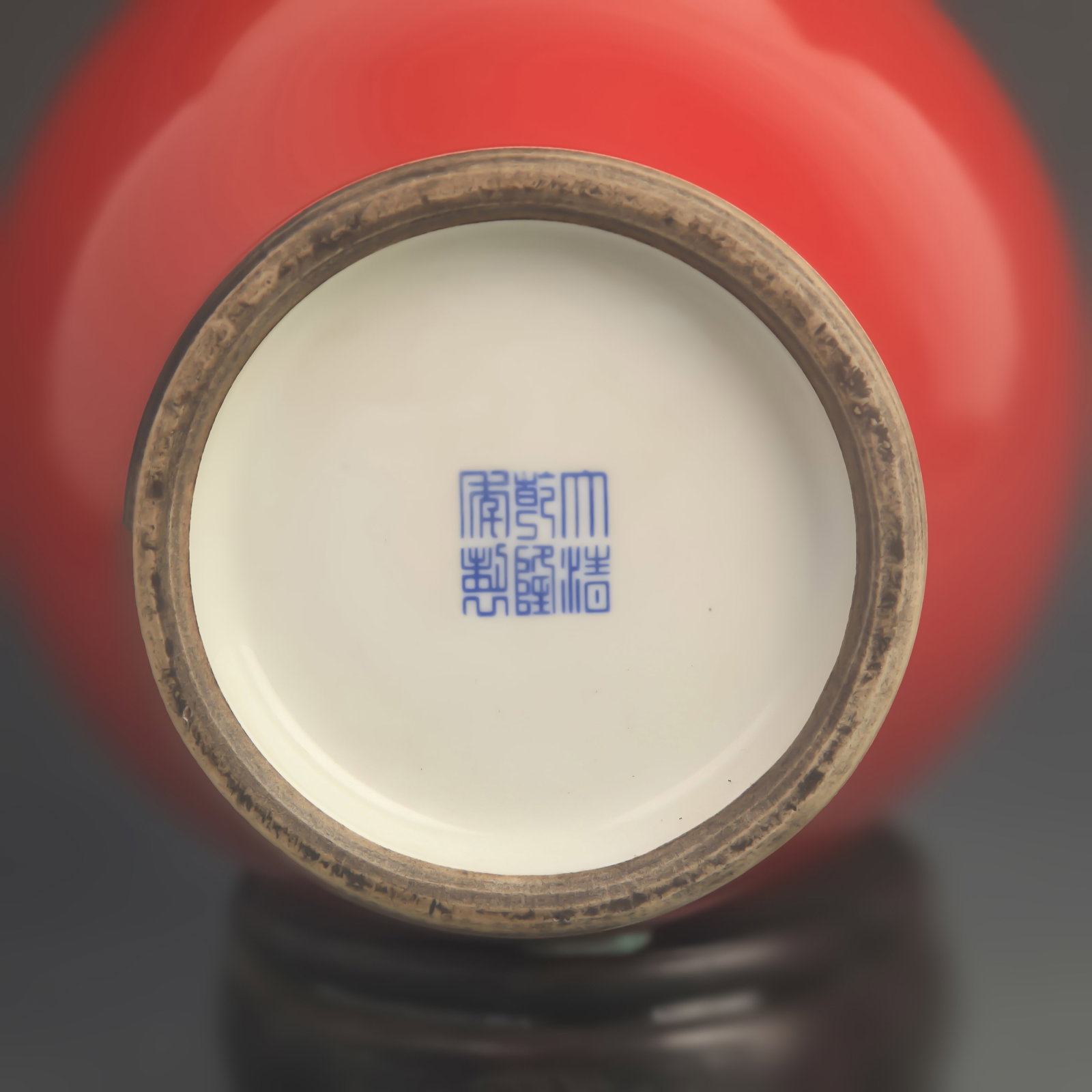 A SACRIFICIAL RED-GLAZED DISPLAY VASE - 5