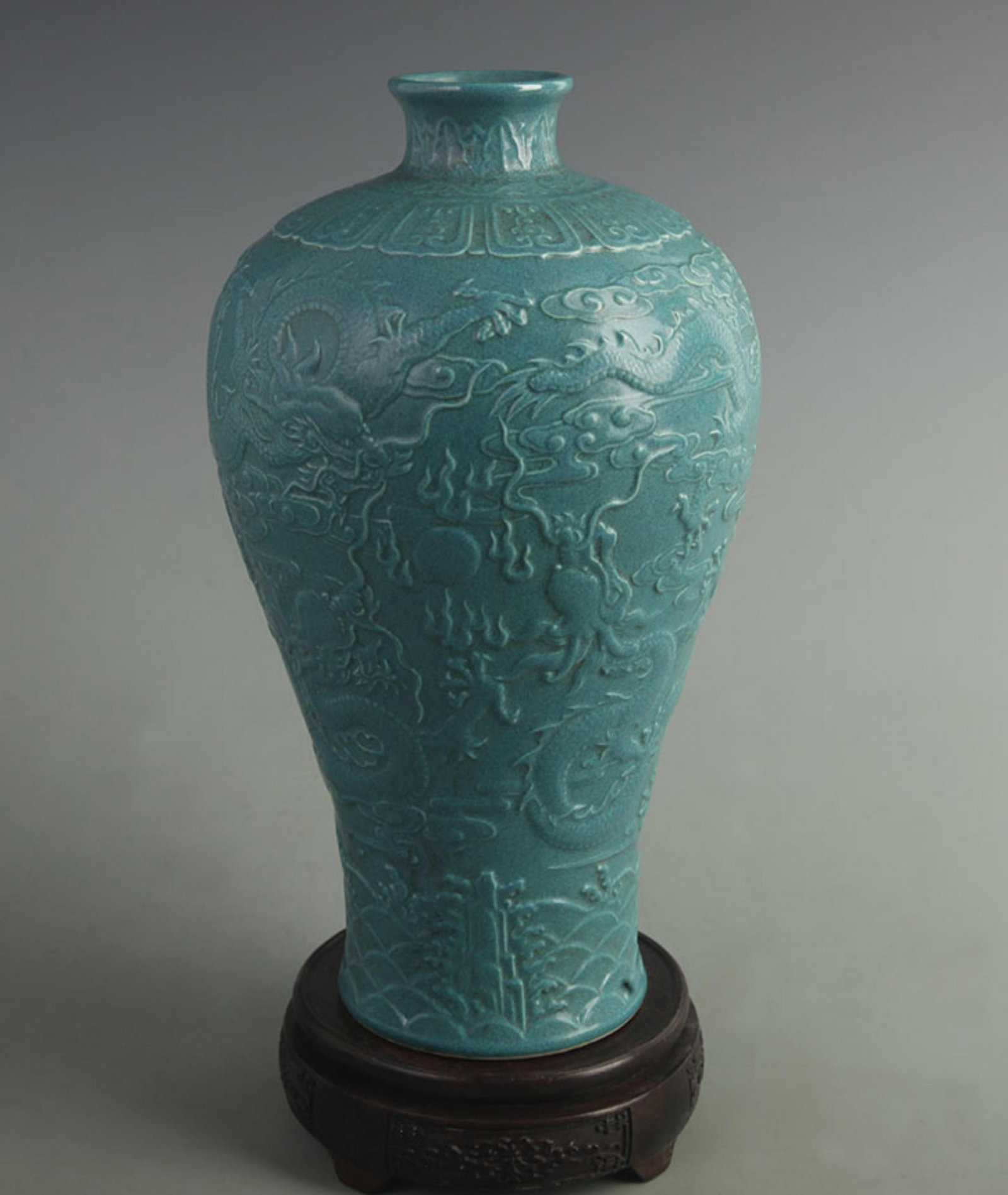 LU JUN-GLAZED CARVED PORCELAIN MEIPING VASE WITH DRAGON DECORATION: Qing Dynasty Qian Long Period; High: 11.2 inch; Diameter: 4.00 inch; wooden base for picture and display purpose only.