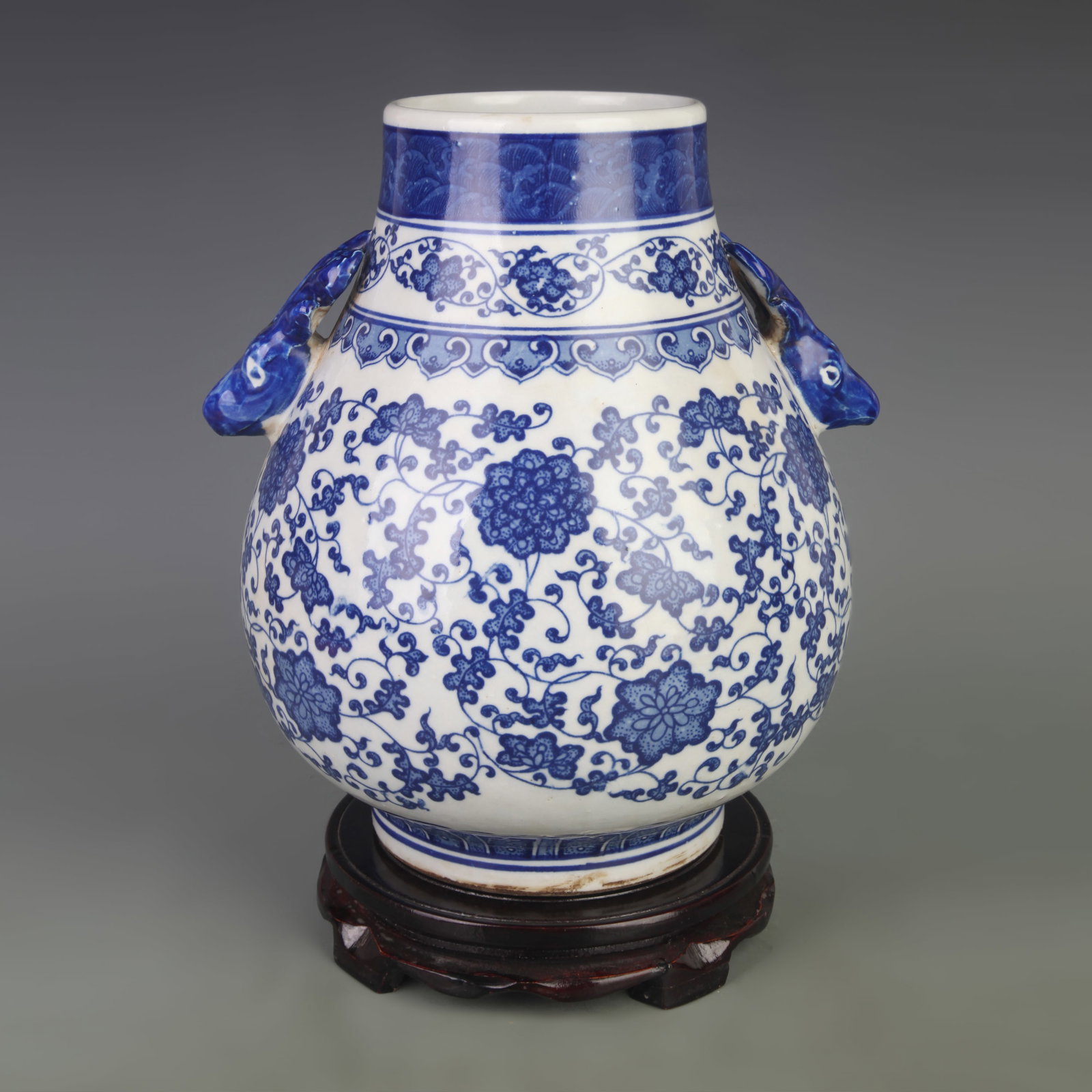 BLUE AND WHITE DEER-HEAD PORCELAIN VASE WITH FLORAL DECORATION (1 of 5)
