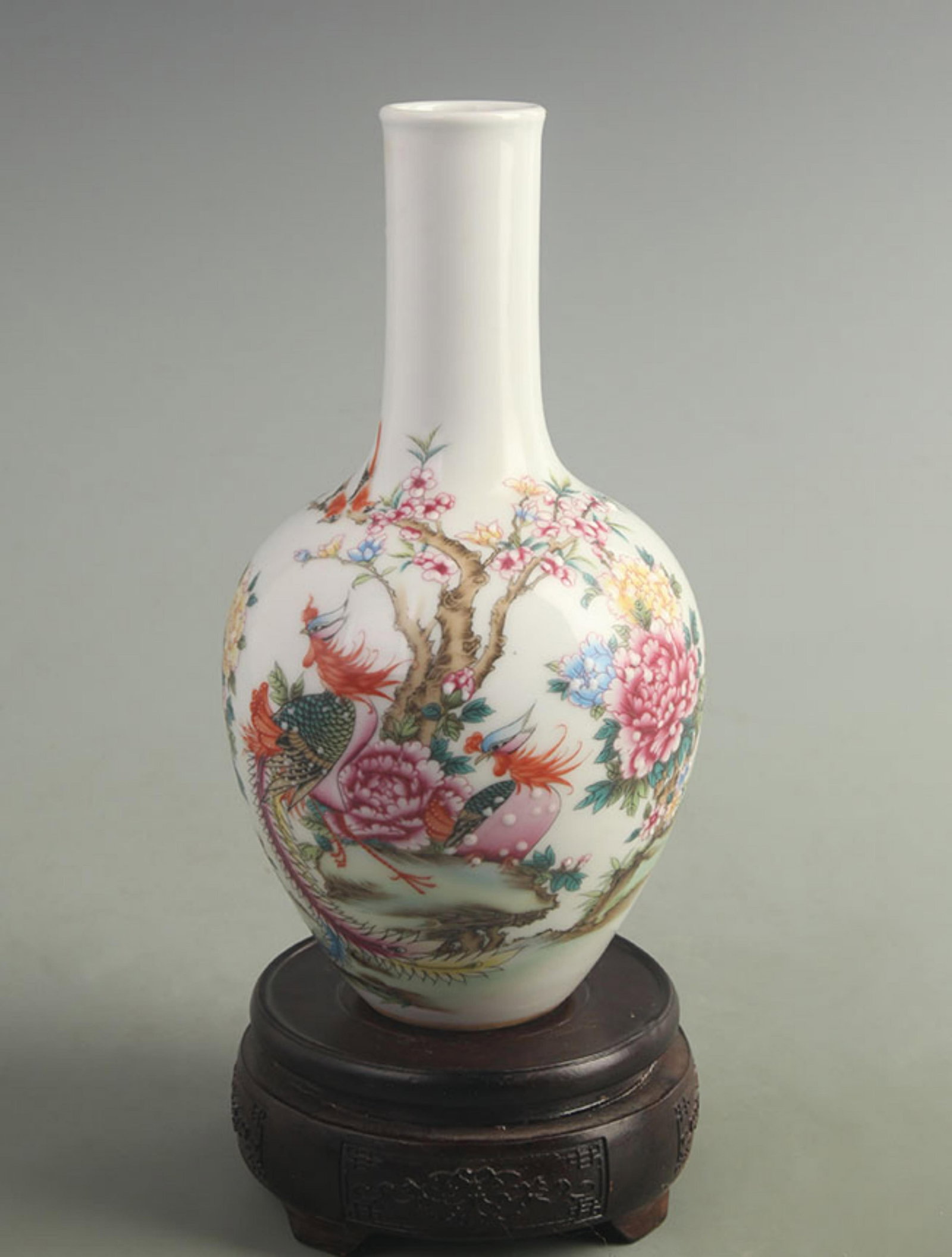 FAMILLE ROSE PHOENIX WELCOMING SCENE AND ???LOWERS BRING WEALTH AND HONOR??TIANQIU: Qing Dynasty Qian Long Period; High: 9.00 inch; Width: 4.50 inch; wooden base for picture and display purpose only.