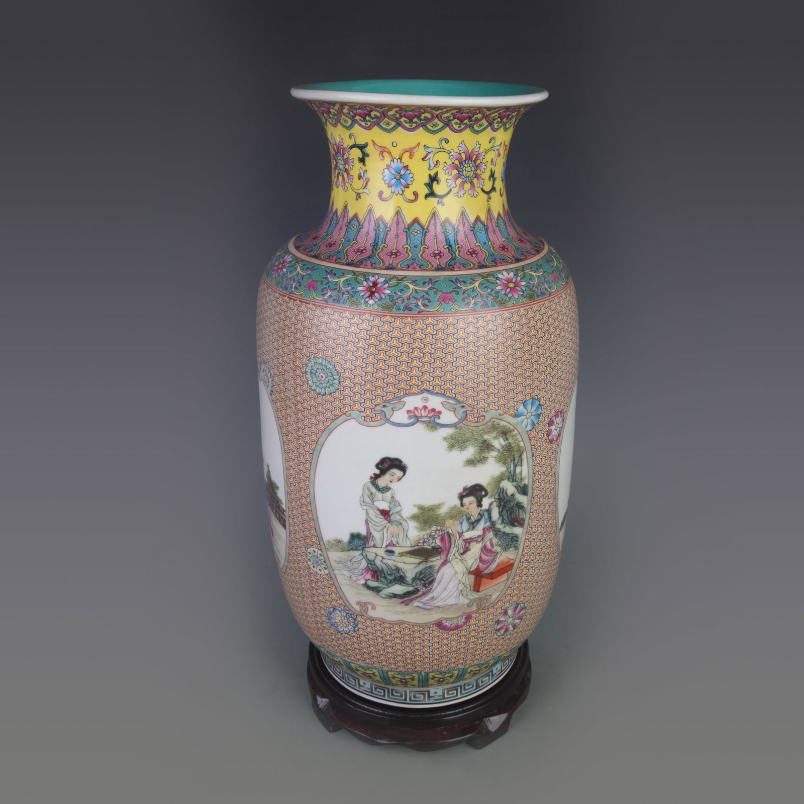 FAMILLE ROSE AND YANGCAI ENAMELED LANTERN VASE: Qing Dynasty Qian Long Period; Diameter: 8.2 inch, High: 16.2 inch; wooden base for picture and display purpose only.