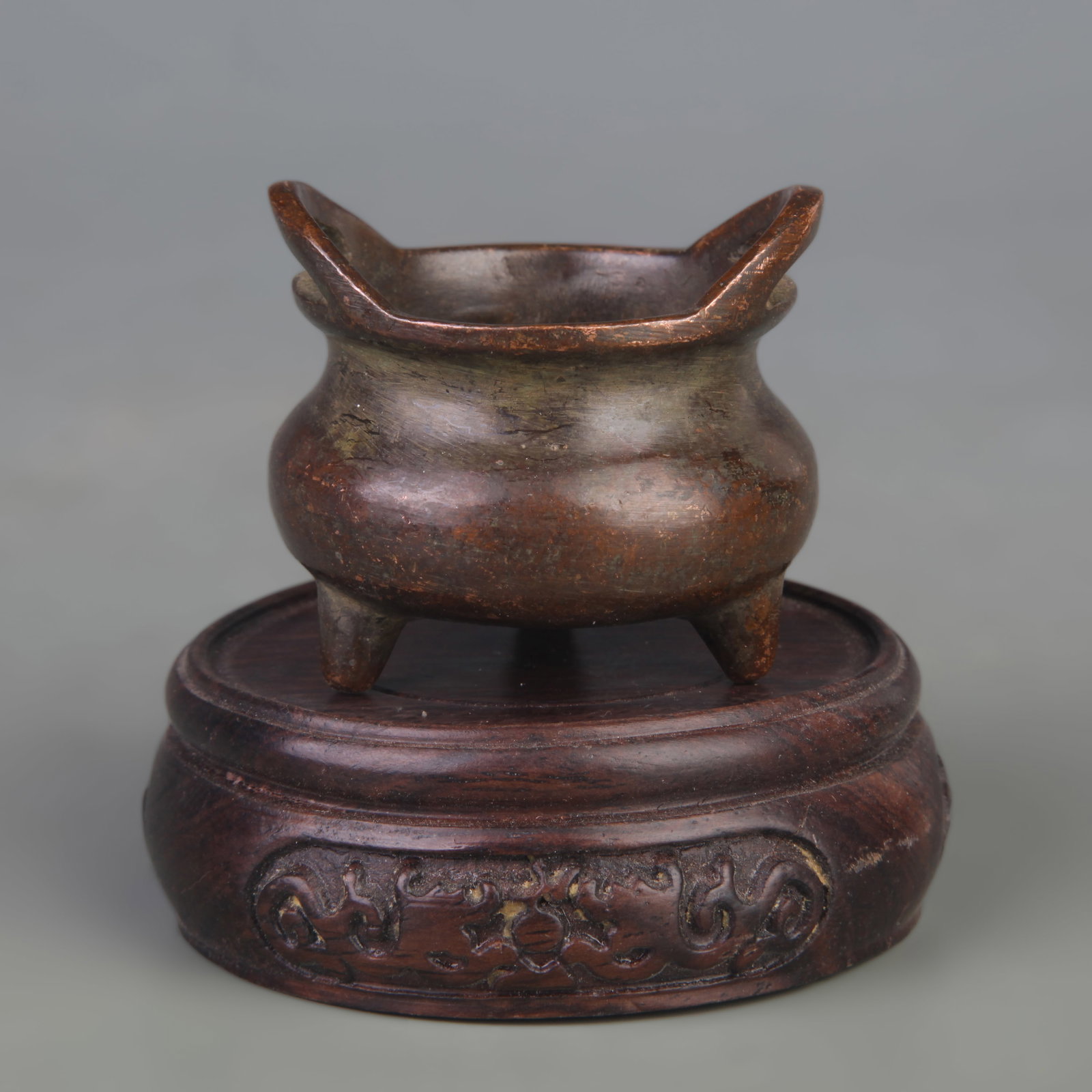 TRIPOD SMALL INCENSE BURNER WITH BRIDGE EARS - 3