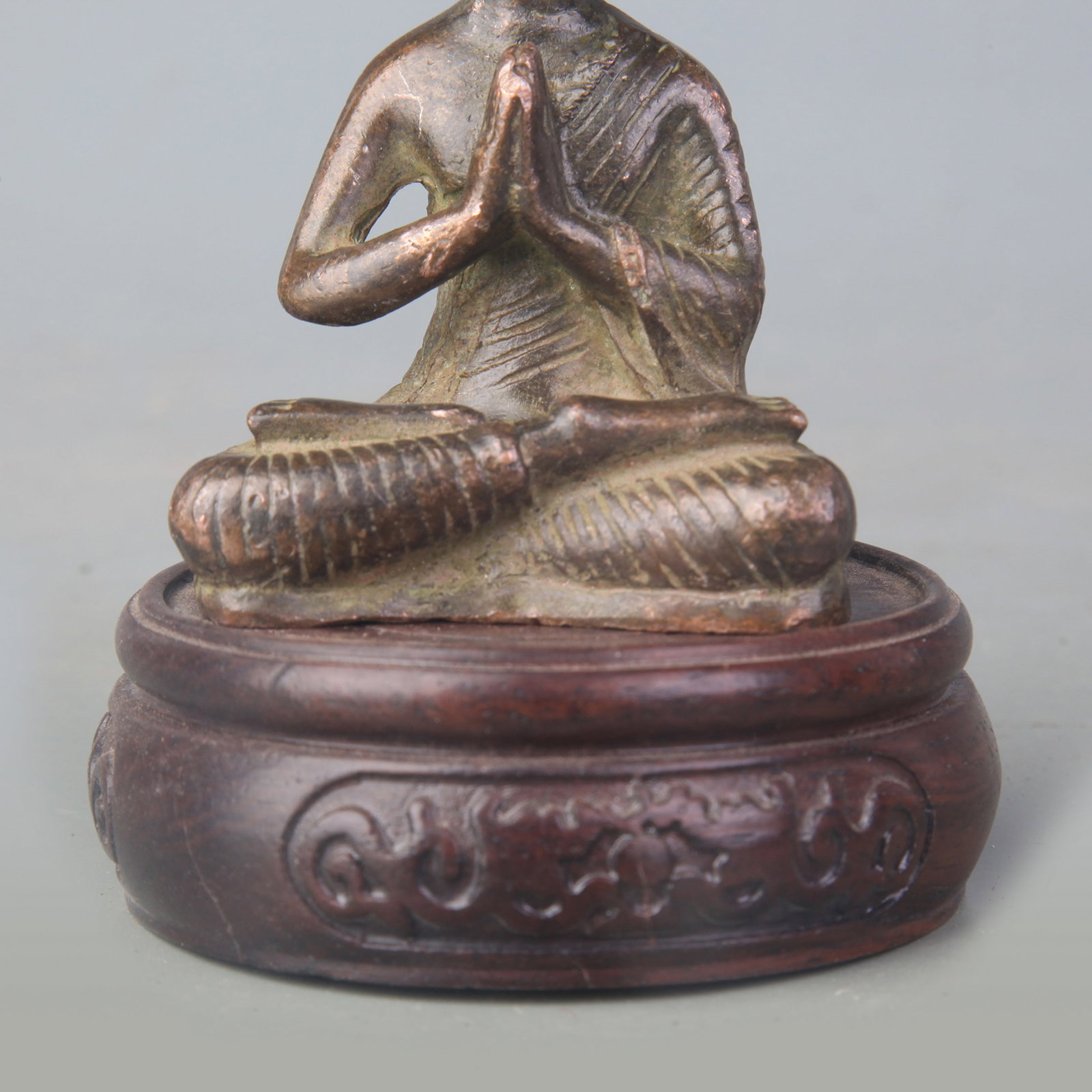 A SMALL SHAKYAMUNI BUDDHA STATUE - 3