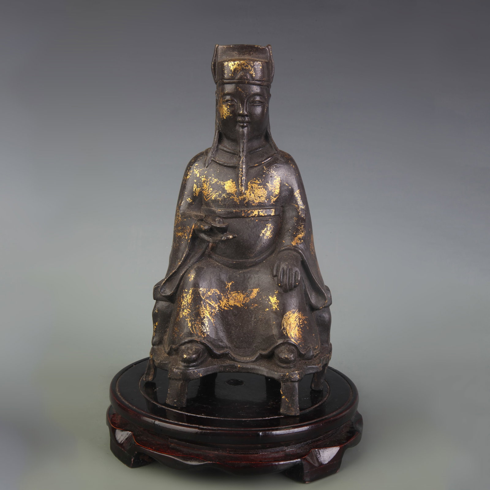 A FINE BRONZE CIVIL OFFICIAL WEALTH GOD STATUE: Qing Dynasty; High: 9.0 inch; wooden base for picture and display purpose only.