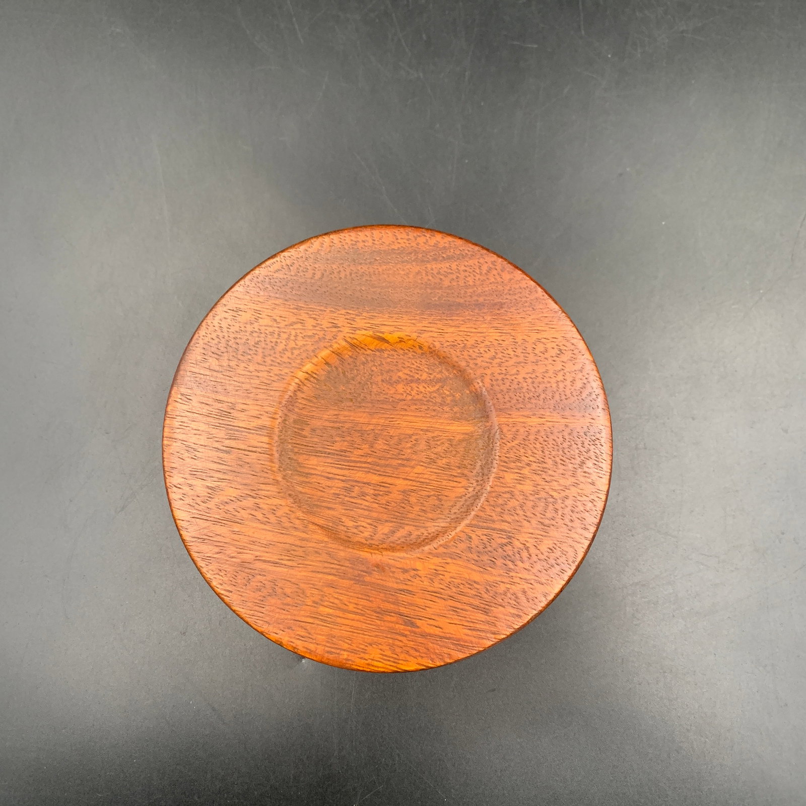 A FINE WOOD INLAY CIRCULAR LIDDED BOX - 5