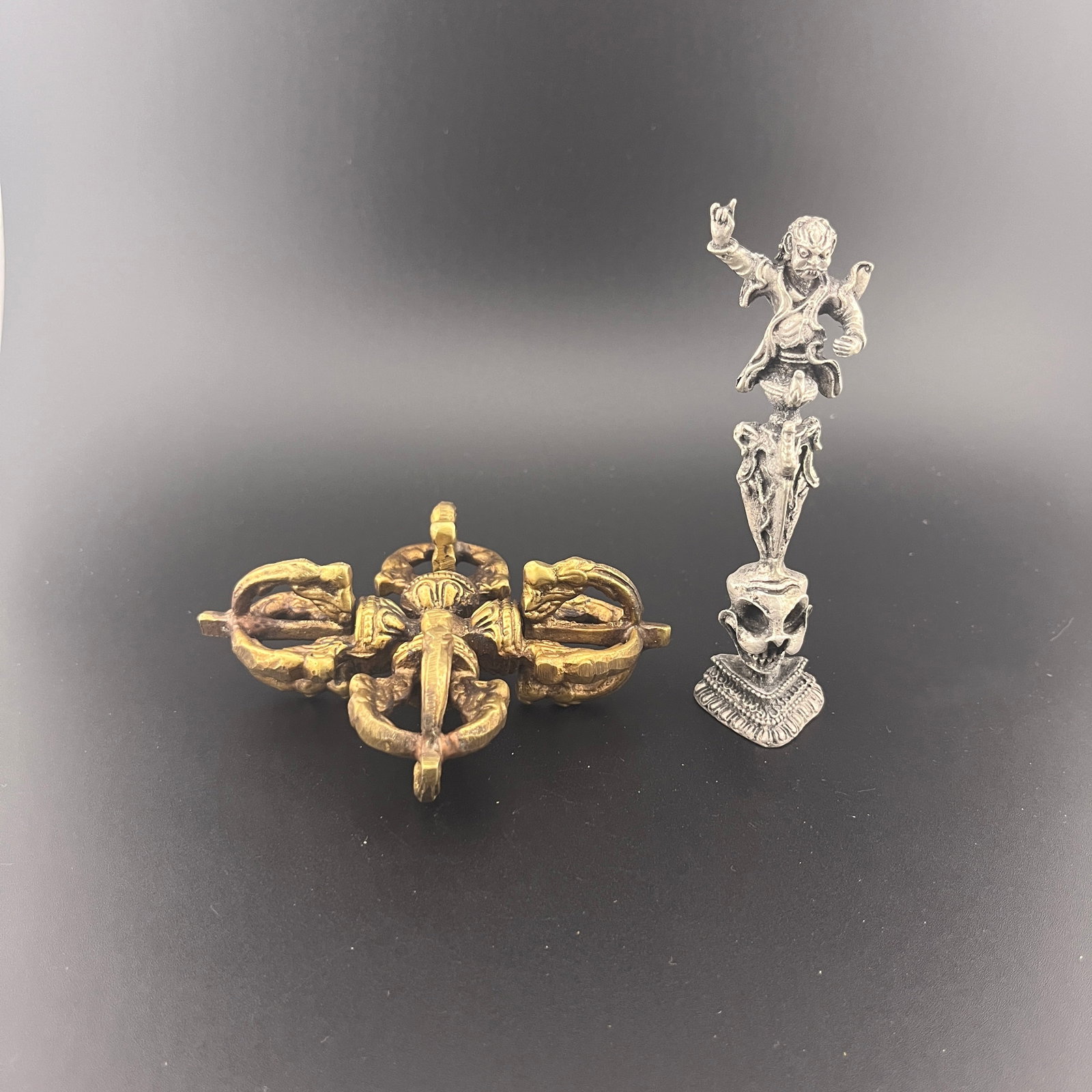 CROSSED VAJRA (VISHVAVAJRA) AND CITIPATI DANCE STAFF: Republic Period; Long: 1.1 inch; Width: 0.76 inch; High: 4.25 inch; Long: 2.9 inch; Width: 2.78 inch; High: 1.3 inch;