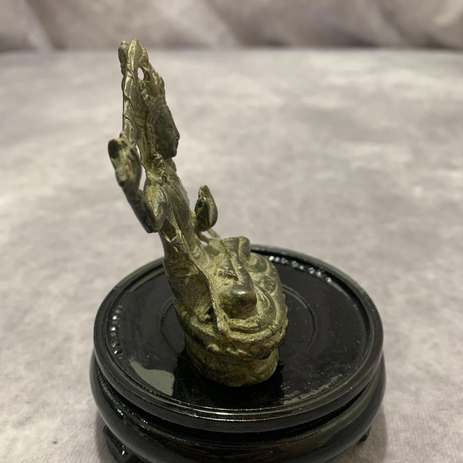 A FINE SMALL TIBETAN BUDDHIST STATUES - 4