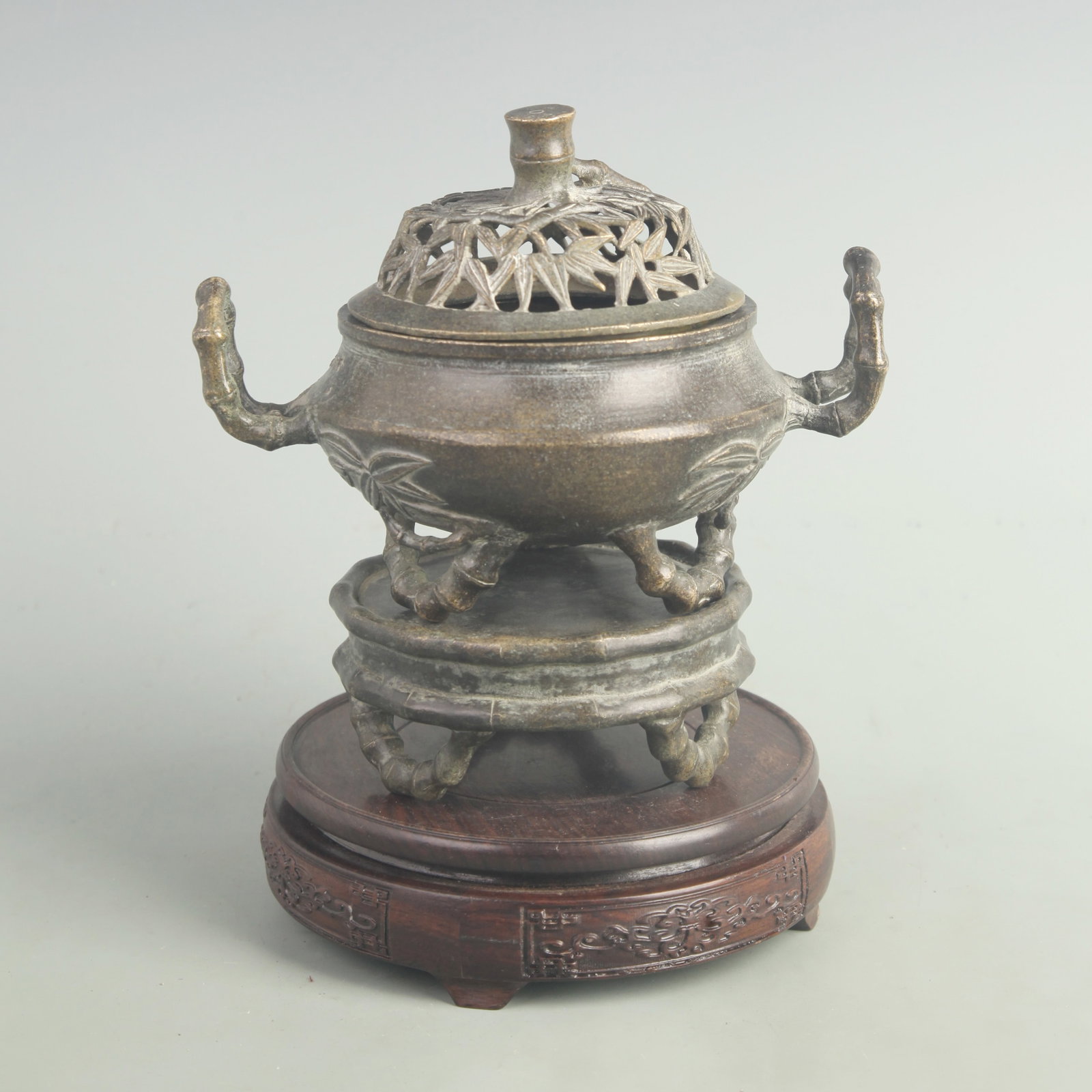 BAMBOO STYLE BRONZE INCENSE BURNER WITH BASE: Qing Dynasty; High: 7.50 inch; Long: 7.50 inch; wooden base for picture and display purpose only.