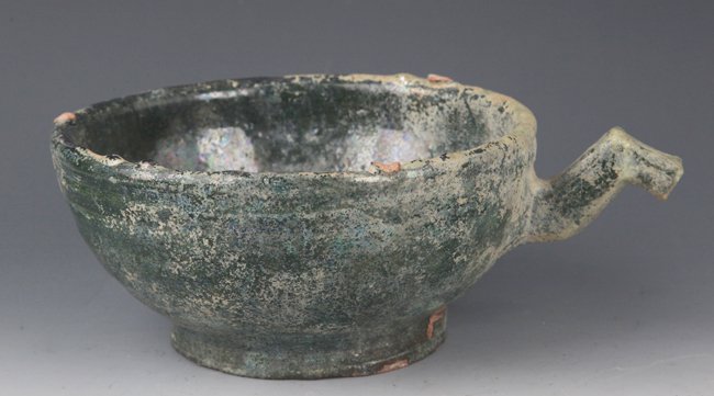 A OLD GREEN COLOR PORCELAIN BOWL: Han Dynasty, L:9.0in × H:3.25in