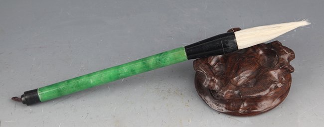 A FINE JADEITE CHINESE CALLIGRAPHY PEN: A FINE JADEITE CHINESE CALLIGRAPHY PEN, Contemporary, Long: 9.0 inch