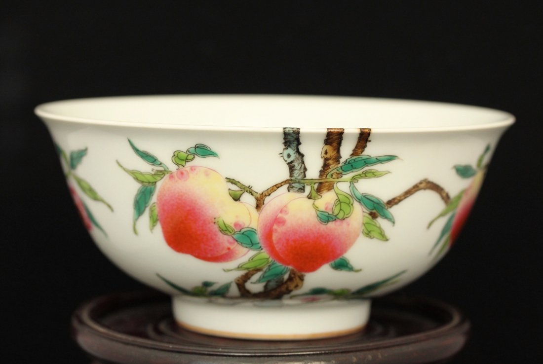 A SUPERB FAMILLE-ROSE PEACH BLOSSOM BOWL (1 of 8)