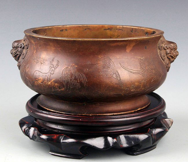A LION EAR FINELY CARVED BRONZE CENSER (1 of 6)