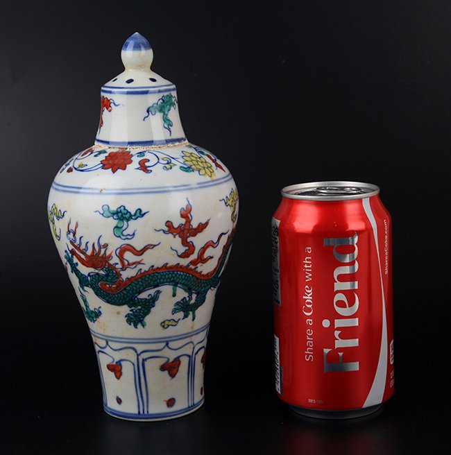 A DOUCAI DARGON PAINTED PORCELAIN MEI BOTTLE: A DOUCAI DARGON PAINTED PORCELAIN MEI BOTTLE. Possible Ming Dynasty Cheng Hua Period, High: 8.5 inch