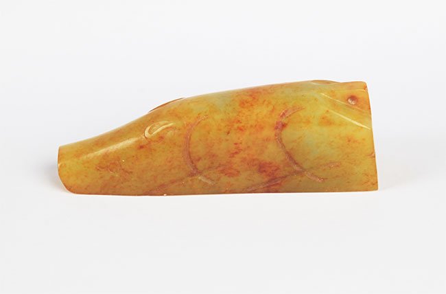 A OLD PIG SHAPED JADE (1 of 4)
