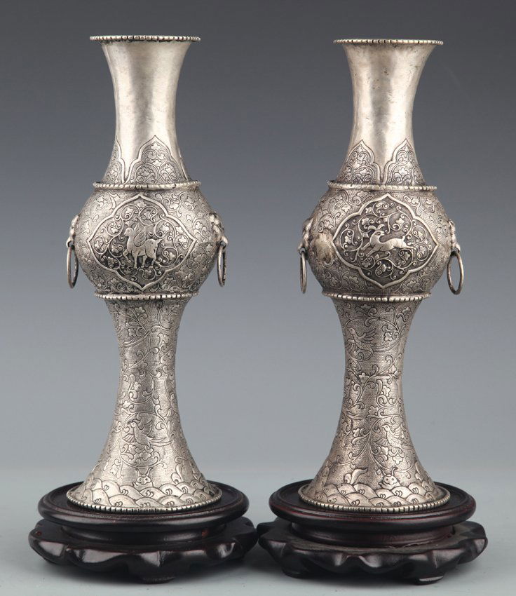A PAIR OF HAND CARVING SILVER PLATED FLOWER JAR (1 of 7)