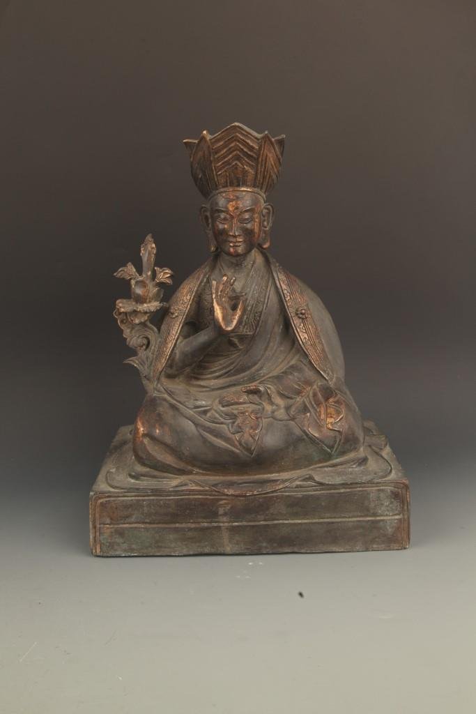A FINE BRONZE BUDDHA (1 of 10)