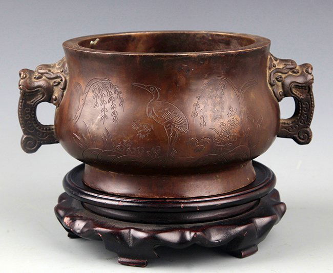 A "YUE BAO JU" MARK DOUBLE EAR BRONZE CENSER (1 of 5)
