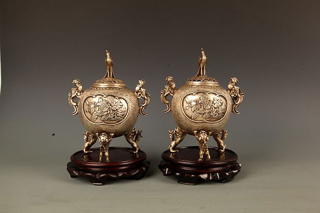 PAIR OF FINELY CARVED BRONZE AROMATHERAPY (1 of 9)