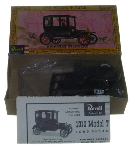 Revell 1954 1915 Model T Ford Plastic Model Kit M: Revell 1954 1915 Model T Ford Plastic Model Kit Manufacturer: Revell Name of Model: 1915 Model T Ford Kit #: H42-89 Type of Box: wrapped Date of Model: 1954 Condition of Box: Very good with top cover