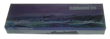 Aurora 1972 Japanese Submarine I-19 Plastic Model: Aurora 1972 Japanese Submarine I-19 Plastic Model Kit Manufacturer: Aurora (US) Name of Model: Japanese Submarine I-19 Kit #: 728 Type of Box: printed Date of Model: 1972 Condition of Box: Very good C