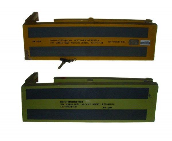 Shuttle Program Extension Platforms for Deprepping: (25 x 6 x 7") SS 002, G070-505092-001 Platform Assembly LH2 Umbilical Access Model A70-0702, GZ7GOS34408 stamped in black and a (2 x 1" Metal plate that reads "G070-505092-001 Proof Load 600 LBS. Date