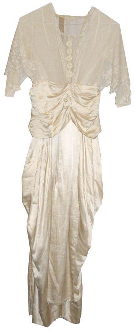 Womans Edwardian Cream Silk and Lace Gown: Stunningly beautiful example of the Edwardian "hobble" gown fashioned in cream silk satin. Excellent condition. Measurements flat (double these for actual measurement of garment – please note that t