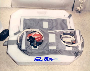 Gemini GT8 David Scott Autographs on 5 NASA Photog: Dave Scott's autograph on five different NASA color publicity photographs (8 x 10") of stowage bags and tethers. Photographs bear NASA ID numbers: 104-KSC-66C*1713, 104-KSC-66C-1562, 104-KSC-66C-1561,