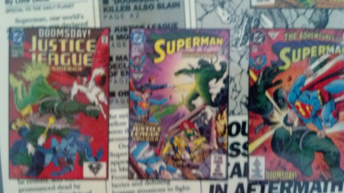 SUPERMAN IS DEAD - GRAPHIC NOVEL - SPECIAL FOR DEALER - 2