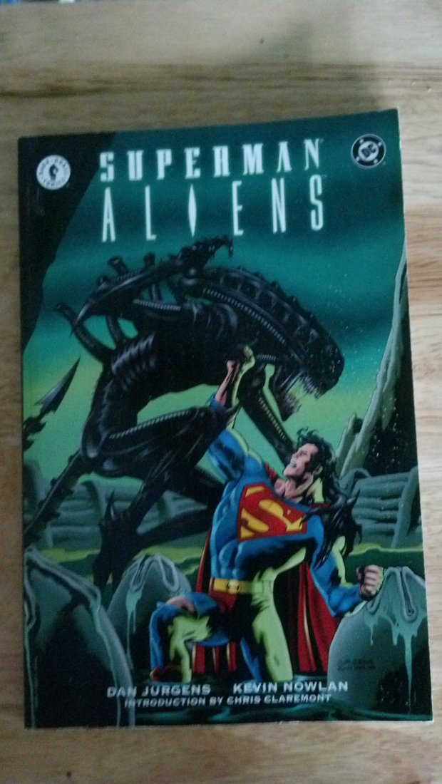 SUPERMAN VS ALIENS HARDBACK: HARDBACK GRAPHIC NOVEL AWESOME RARE BOOK