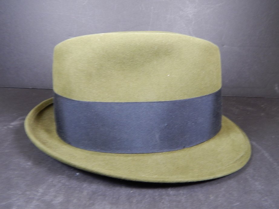 ROYAL STETSON HAT (GREEN): GOOD CONDITION