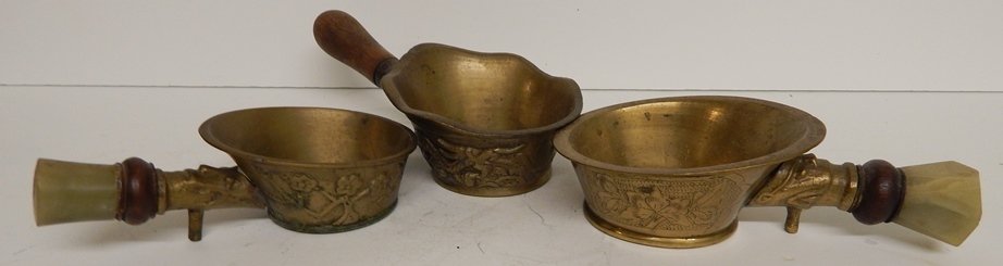 (3) ANTIQUE CHINESE PAN IRONS W/JADE HANDLE TIPS: LRG-5 X 4 CM MED-5 X 3 CM SM-4 X 3 CM